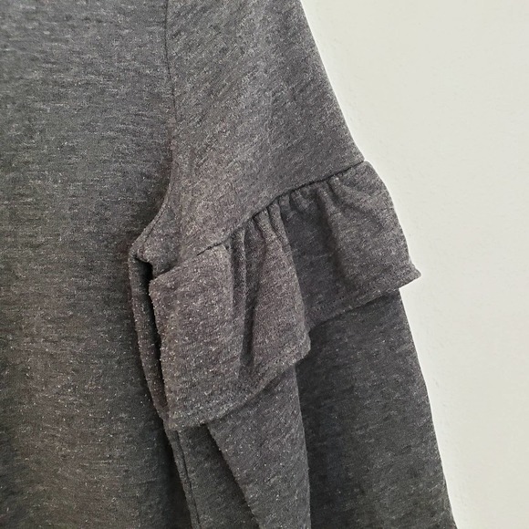 Old Navy Gray Ruffle Detail Long Sleeve Top - Picture 3 of 6